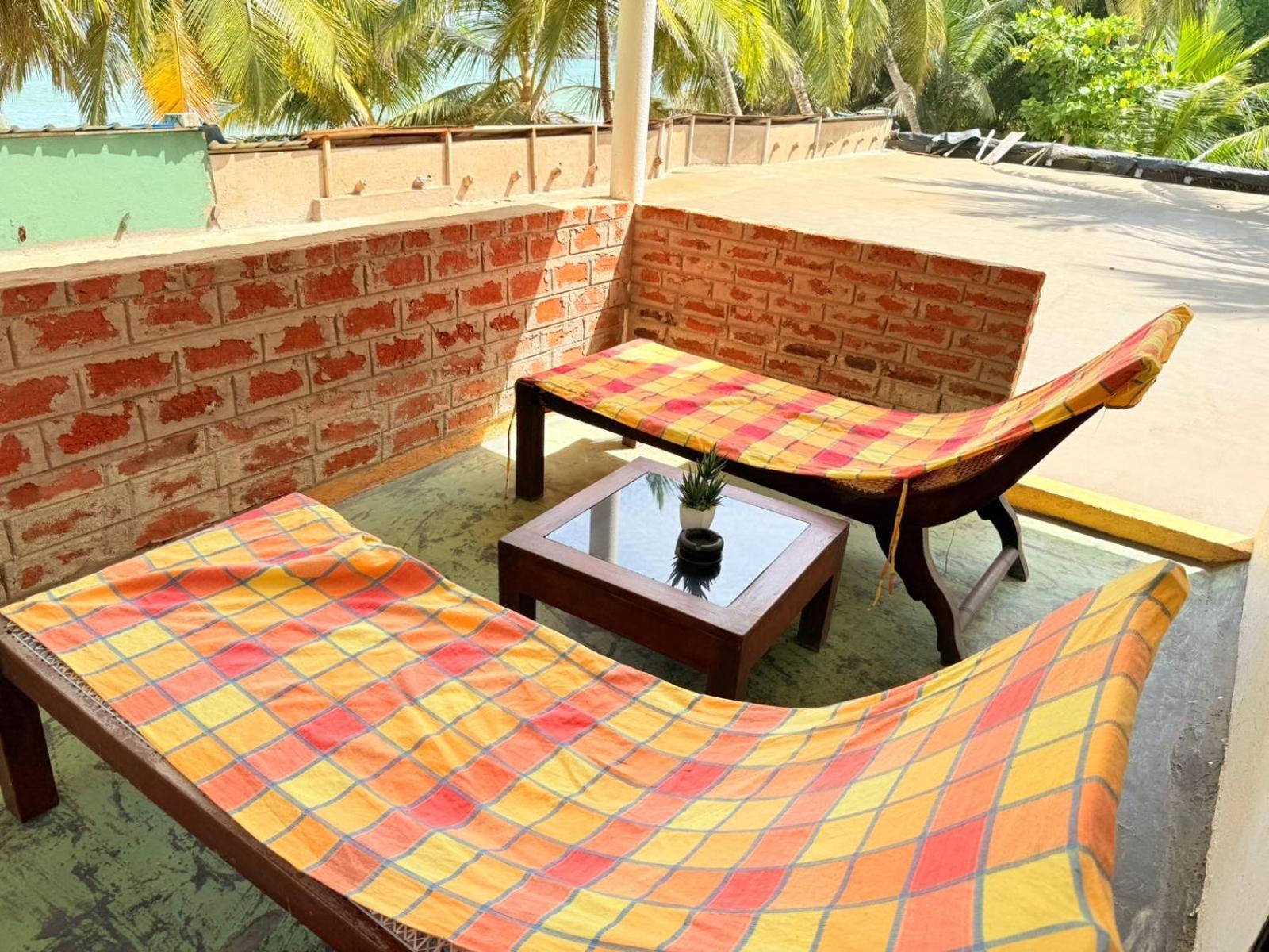 Frangipani Beach Villa Tangalle Exterior photo